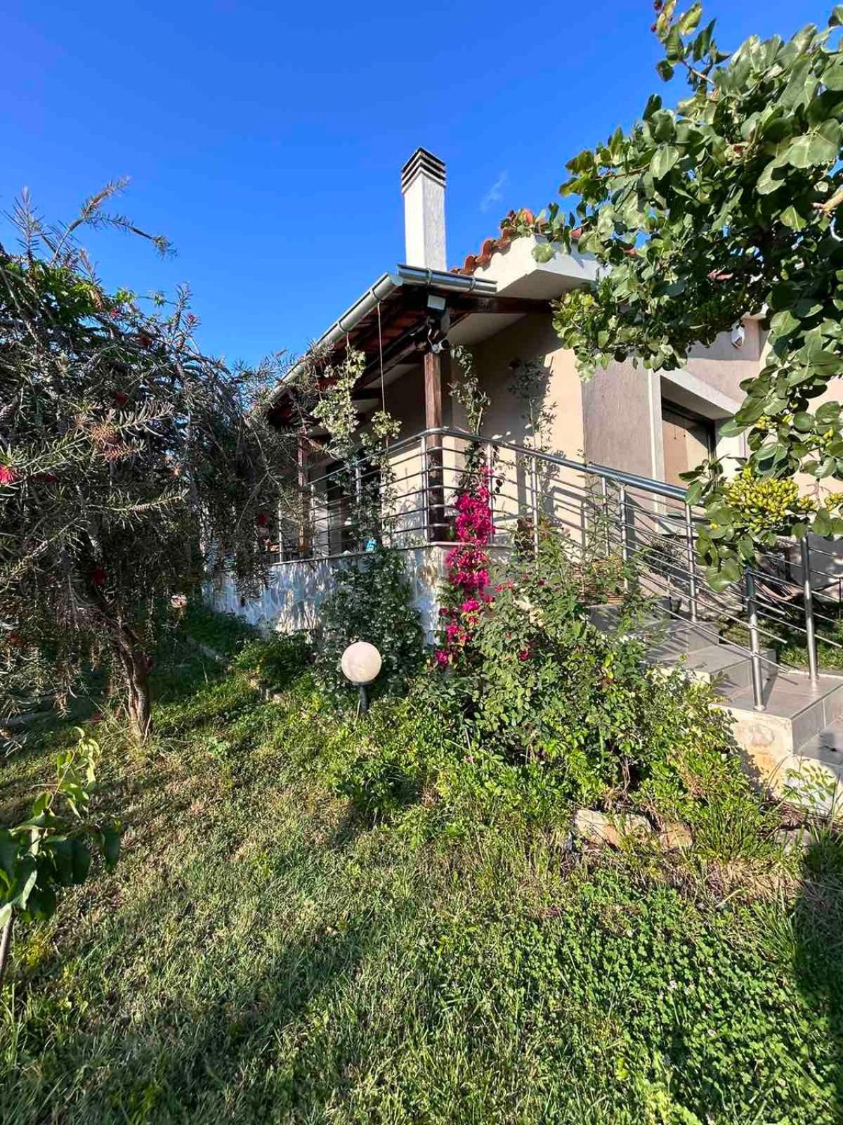 Sea-side Mountain Vila